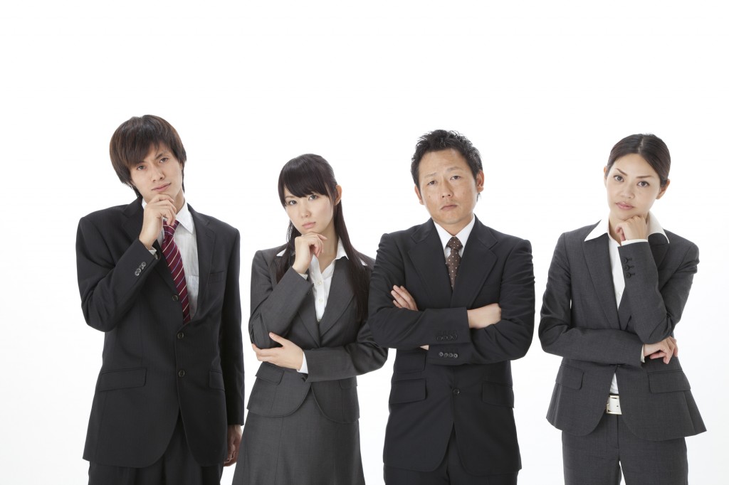 クレジットカード審査の属性とは?職業・年収・勤続年数の重要度
