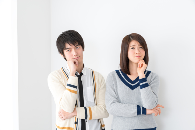 カードローンは土日でも即日融資は可能?祝祭日の審査は?お金借りれる?